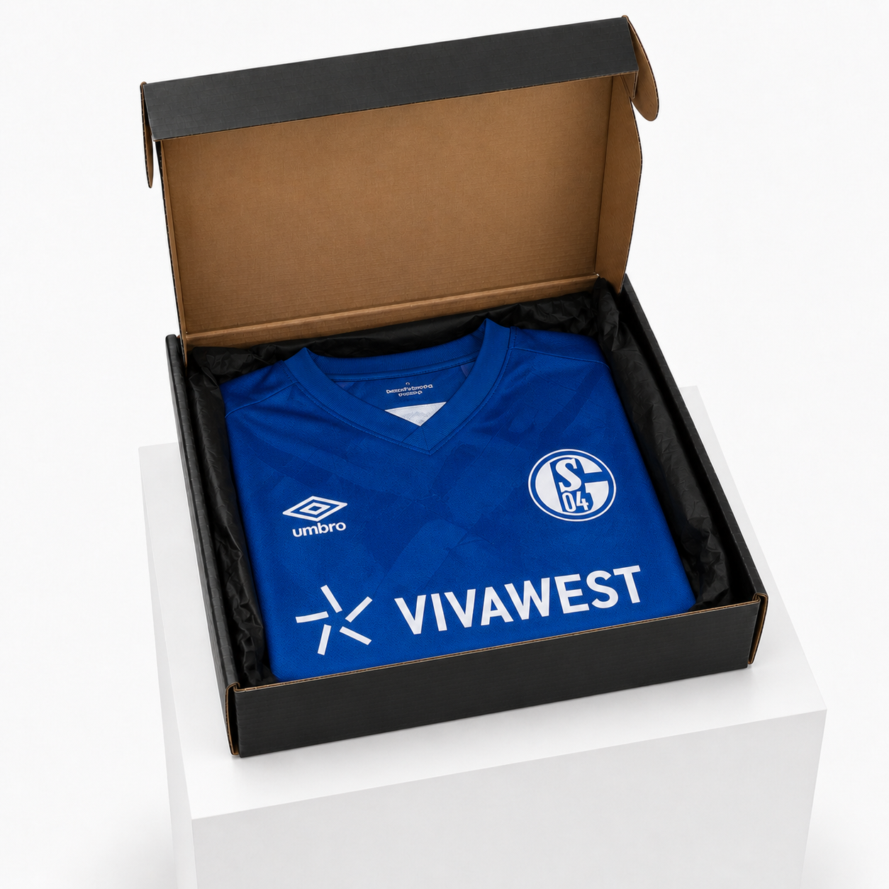 Mr E Kit mystery football shirt box open